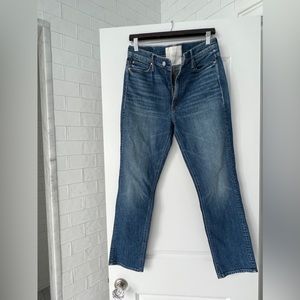 MOTHER. Dazzler Jeans.